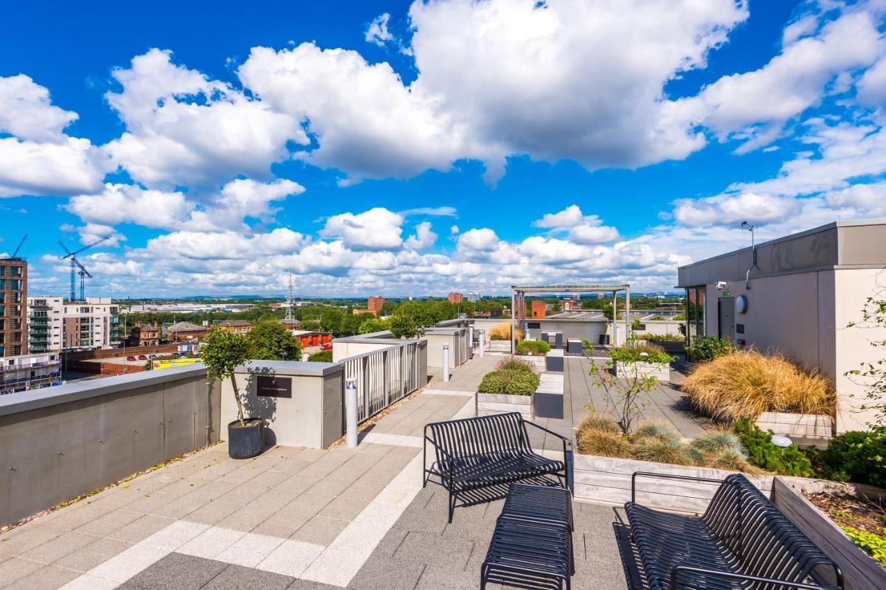Hilltop Serviced Apartments - Ancoats Манчестър Екстериор снимка