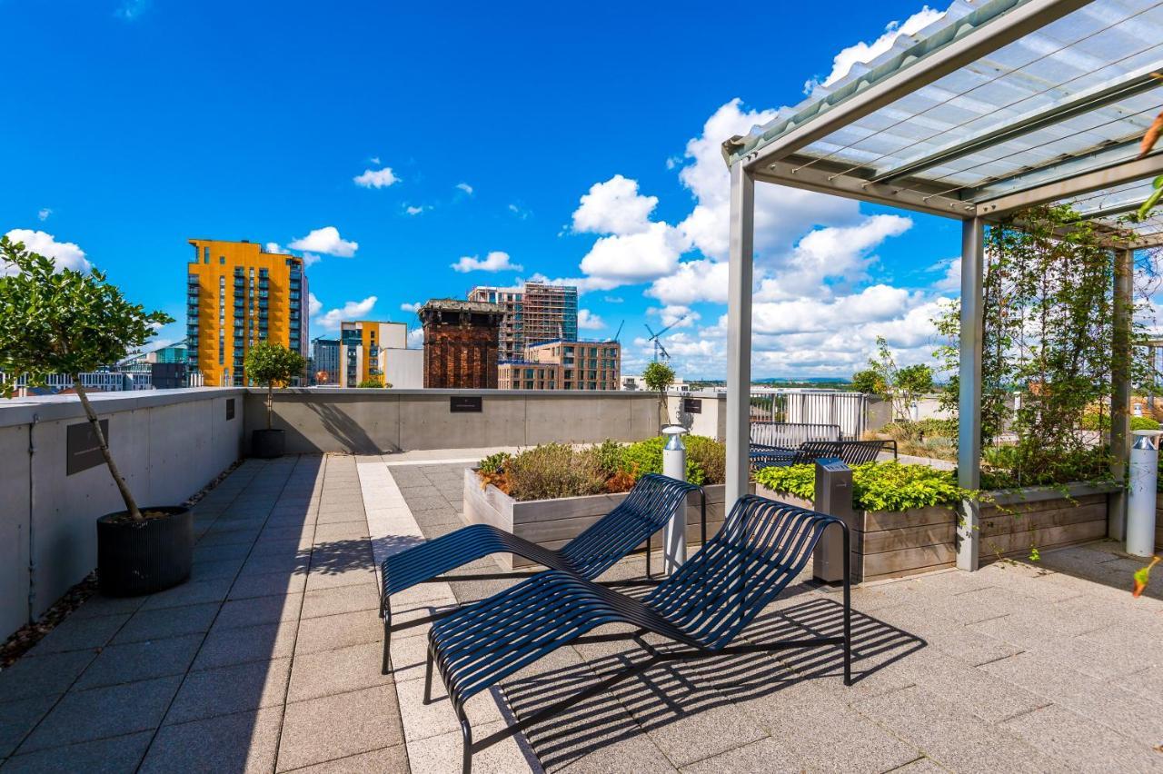 Hilltop Serviced Apartments - Ancoats Манчестър Екстериор снимка