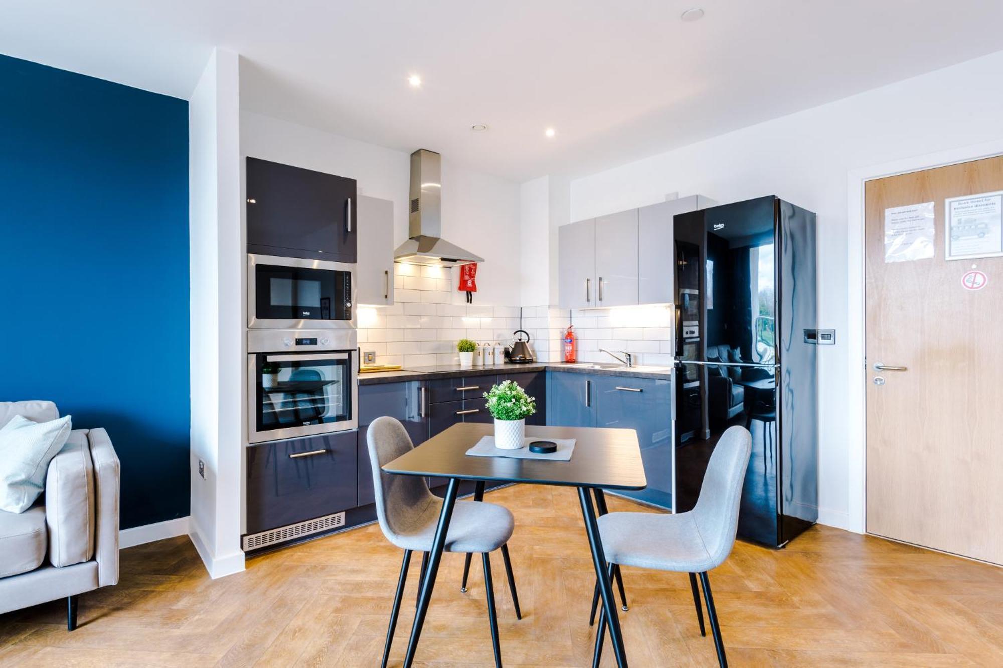 Hilltop Serviced Apartments - Ancoats Манчестър Екстериор снимка