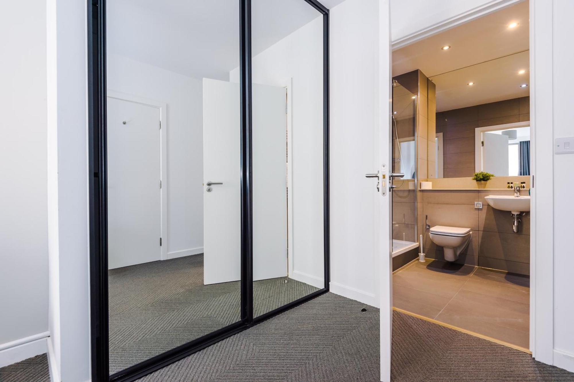 Hilltop Serviced Apartments - Ancoats Манчестър Екстериор снимка