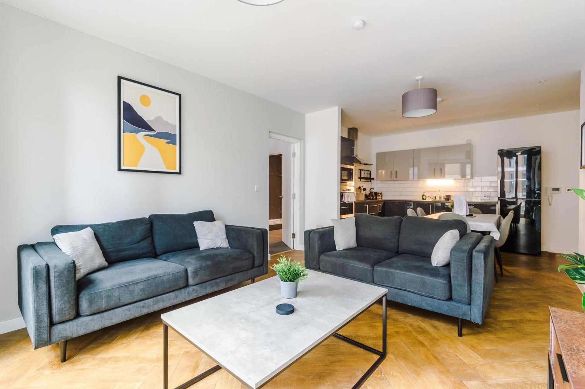 Hilltop Serviced Apartments - Ancoats Манчестър Екстериор снимка