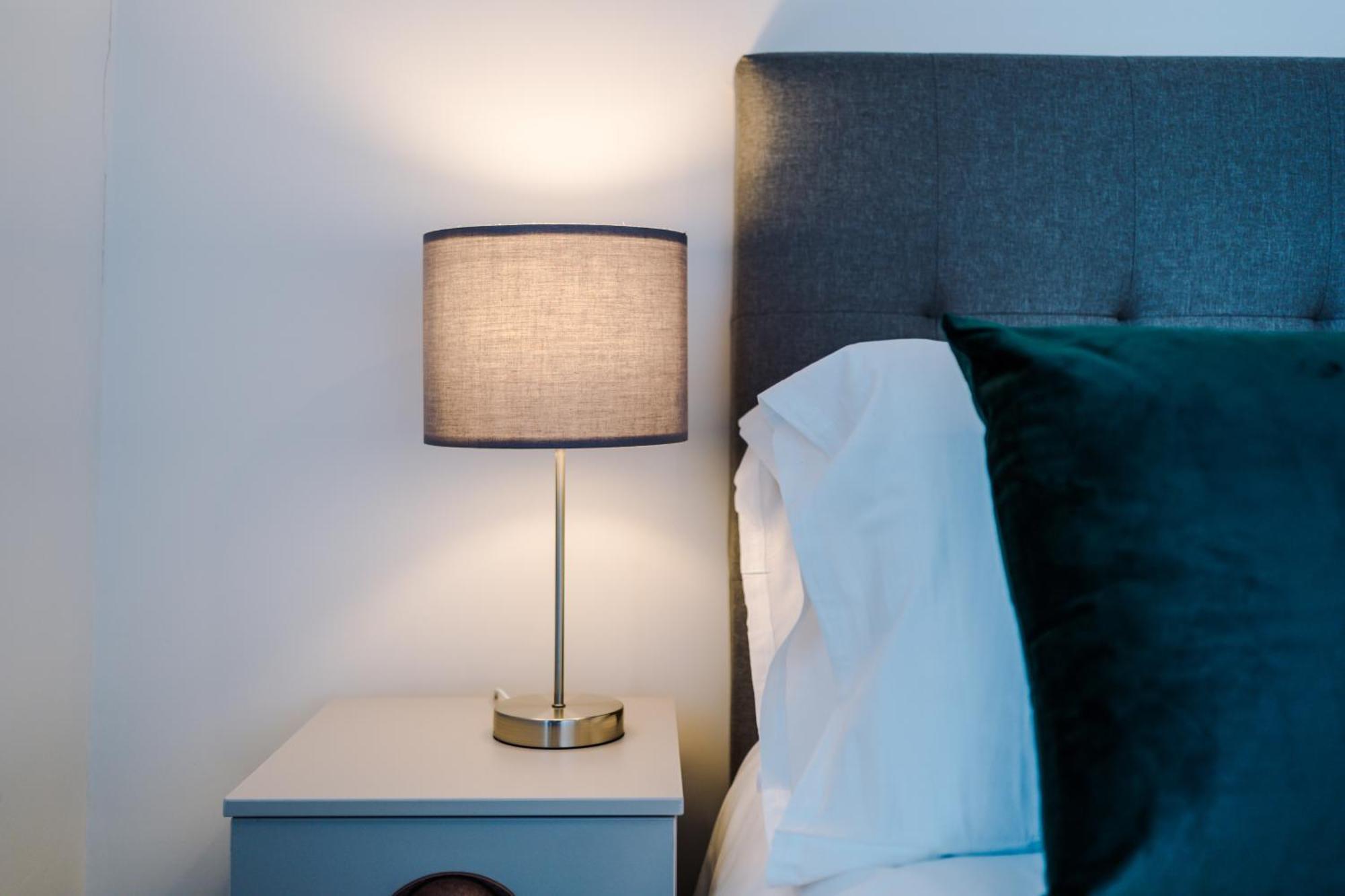 Hilltop Serviced Apartments - Ancoats Манчестър Стая снимка