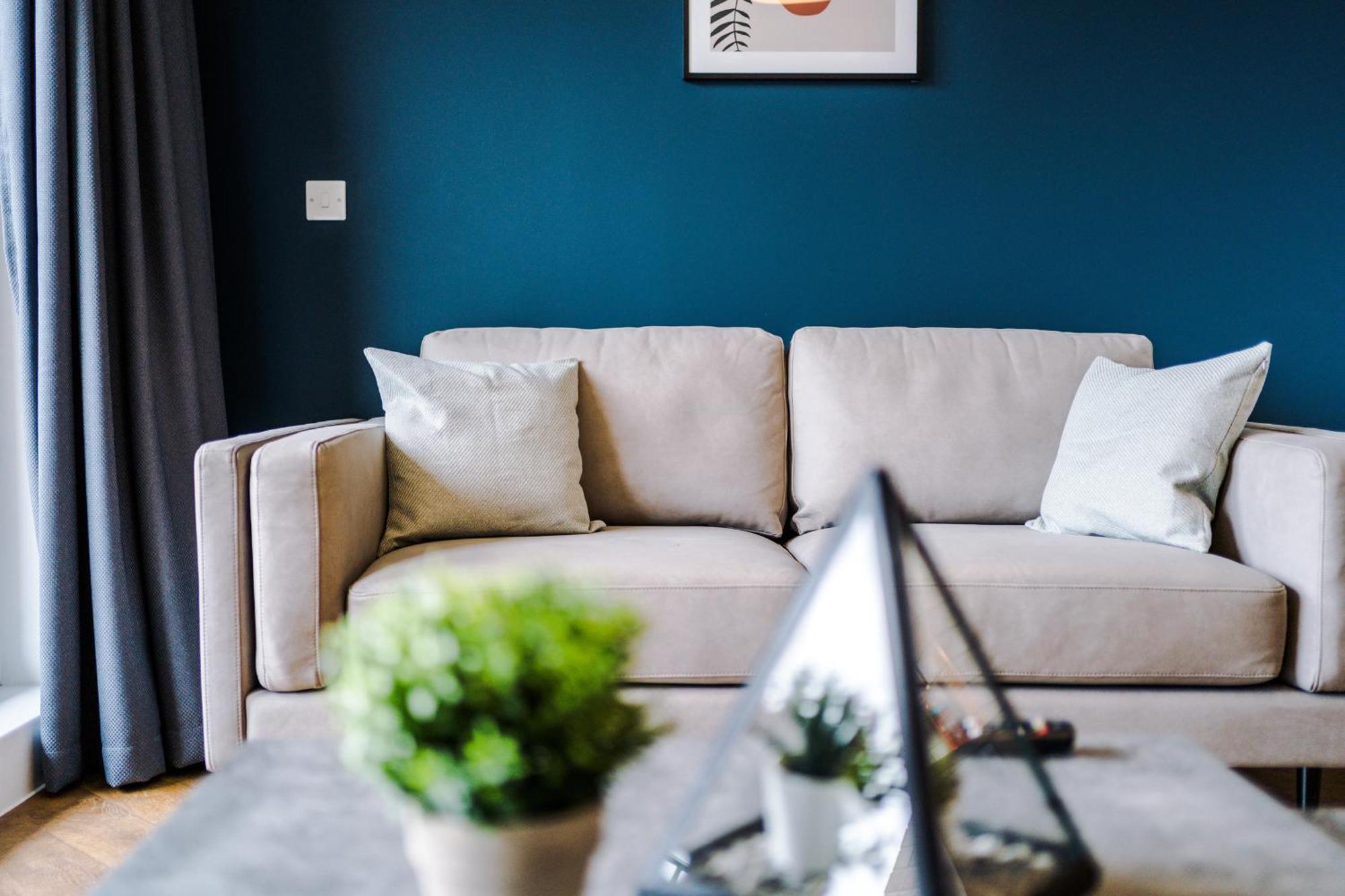 Hilltop Serviced Apartments - Ancoats Манчестър Стая снимка