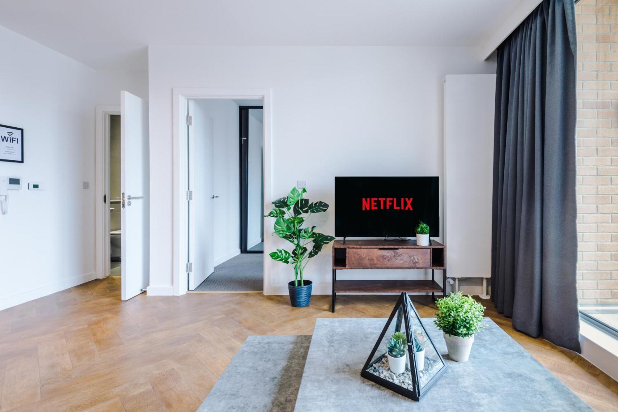 Hilltop Serviced Apartments - Ancoats Манчестър Екстериор снимка