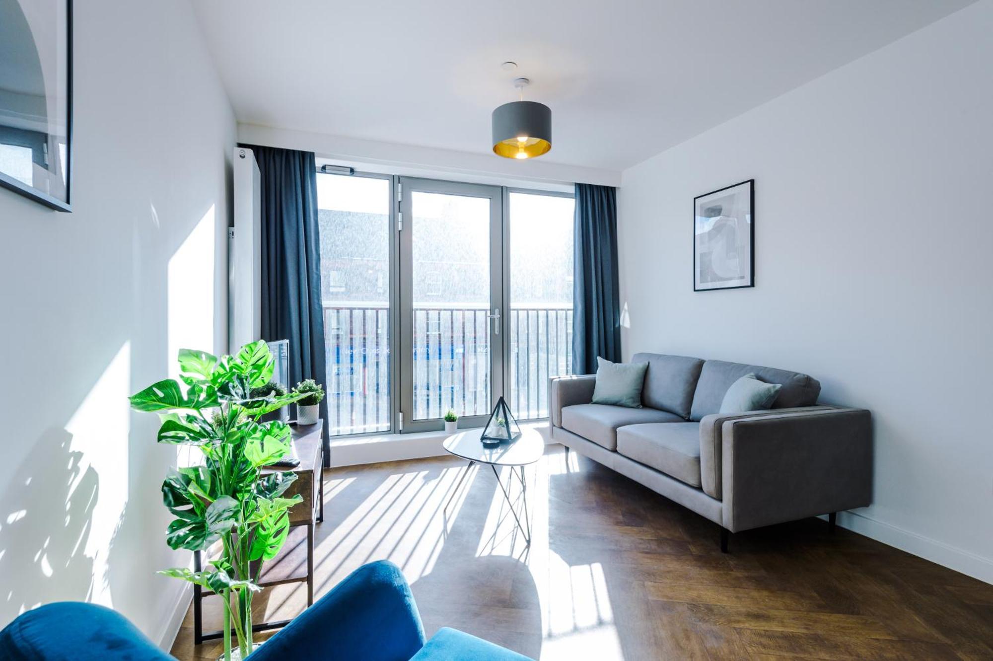 Hilltop Serviced Apartments - Ancoats Манчестър Екстериор снимка
